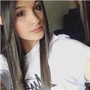 Diplomata in un liceo classico, offro ripetizioni di italiano, grammatica, storia, filosofia, latino e inglese